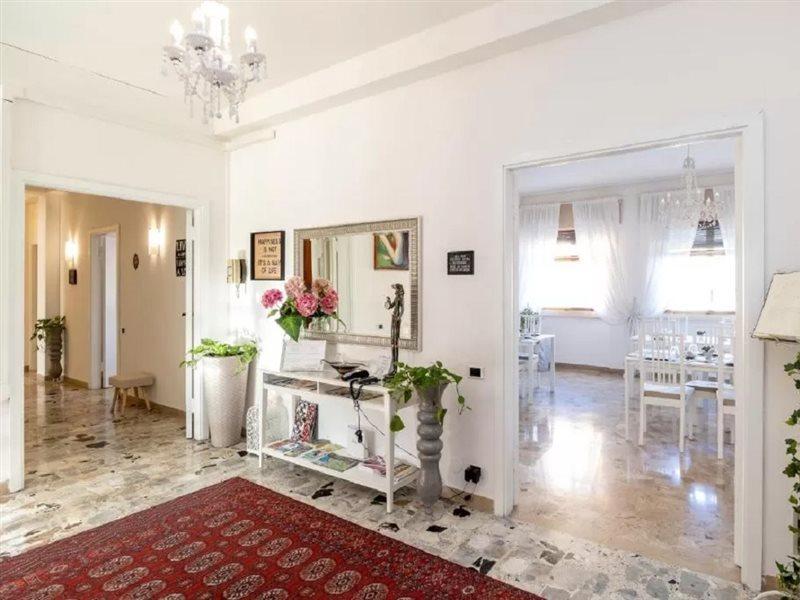Guest house Attico Di Luna 2*
