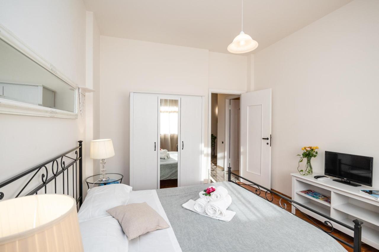 Attico Di Luna Guest house