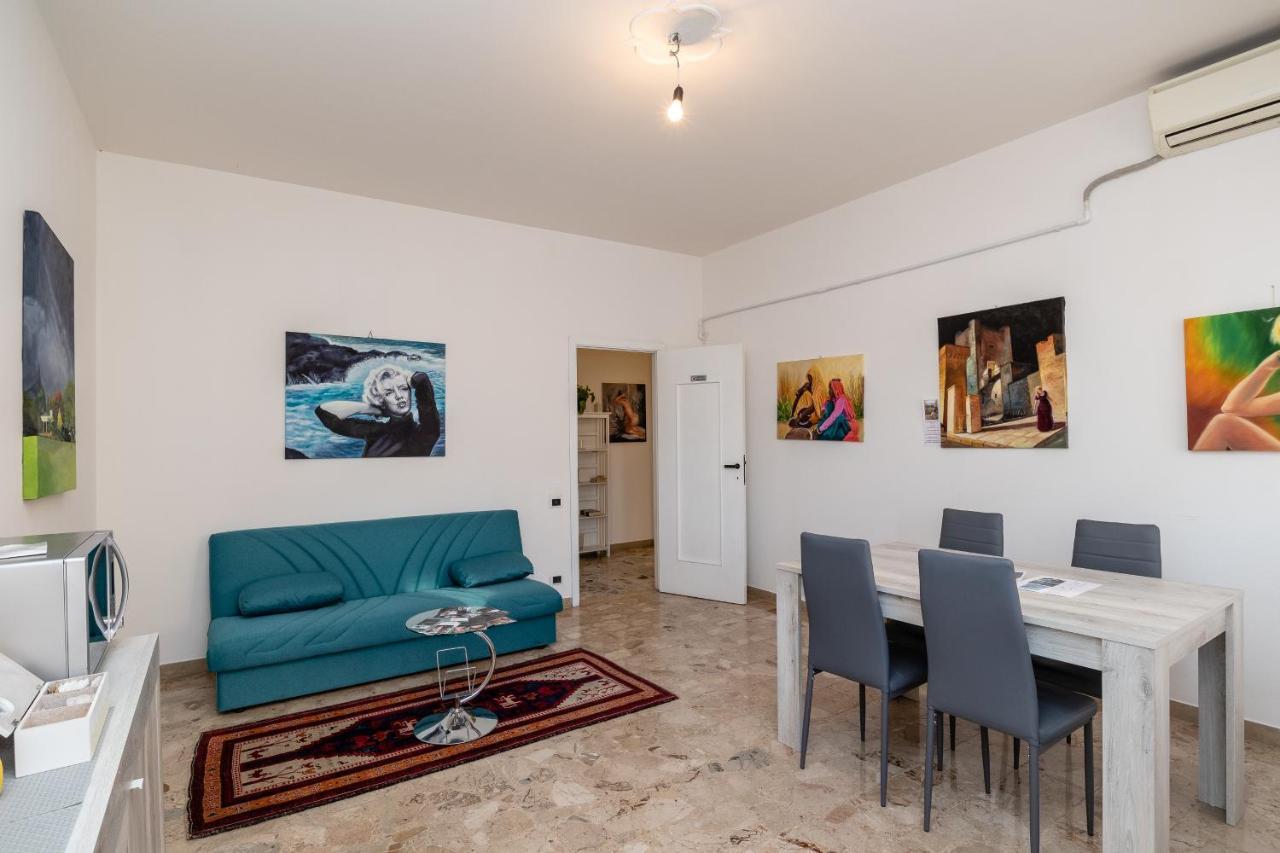Attico Di Luna Guest house 2*